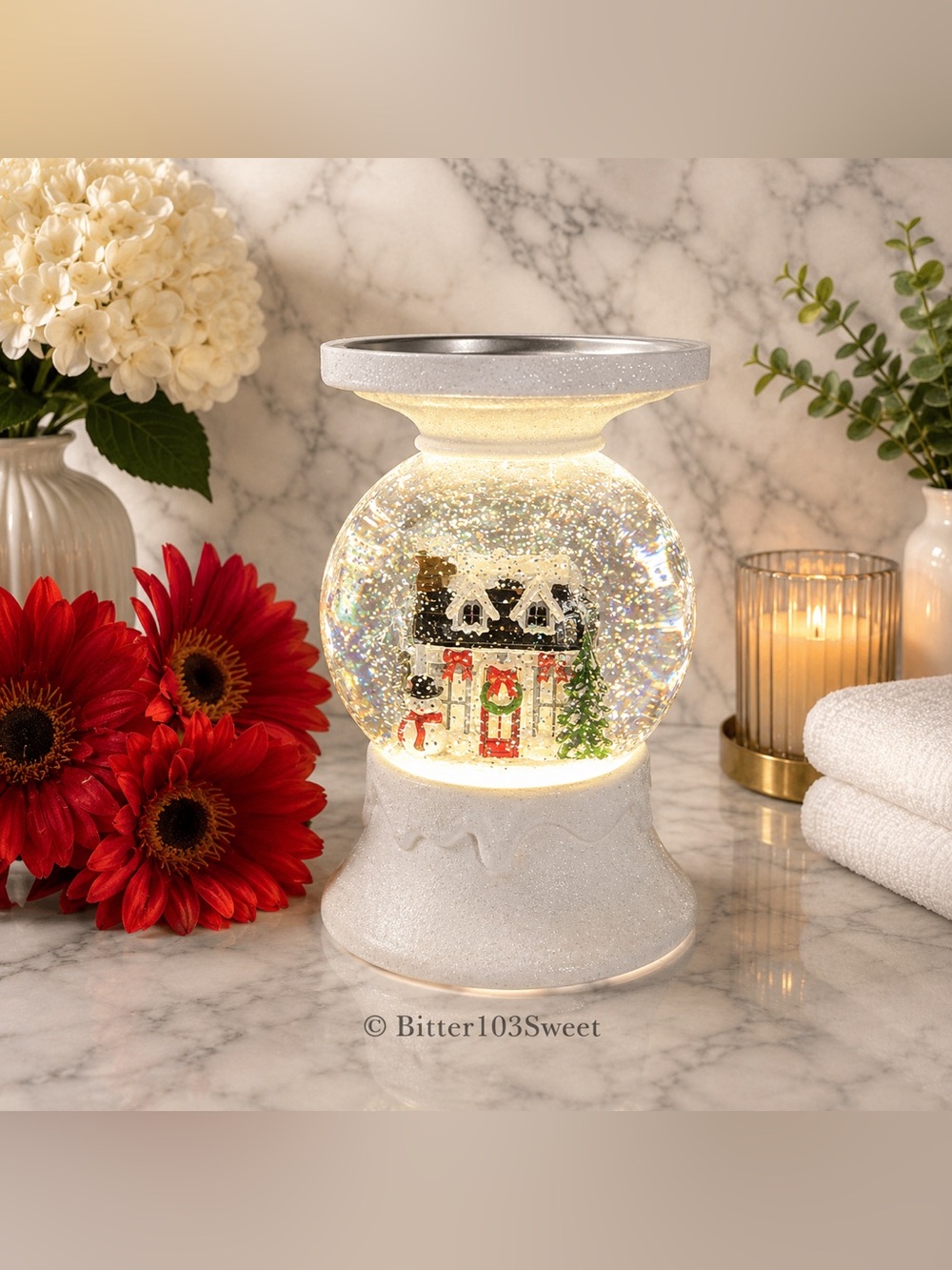 Bath and Body Works Holiday House Pedestal Snowglobe
